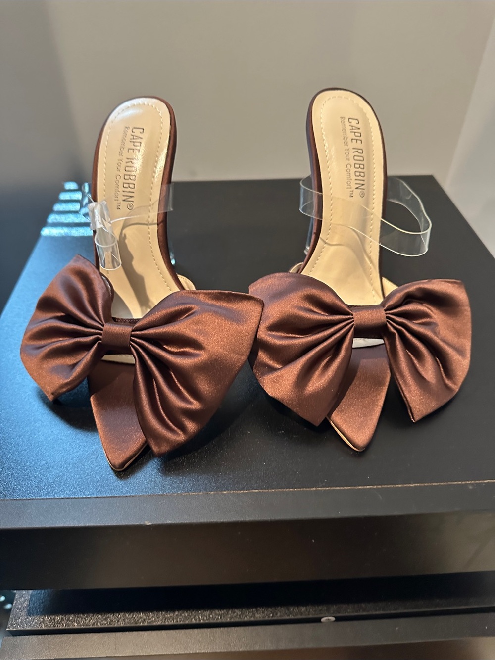 Cape Robbin Brown Satin Bow Heels - Picture 3 of 3